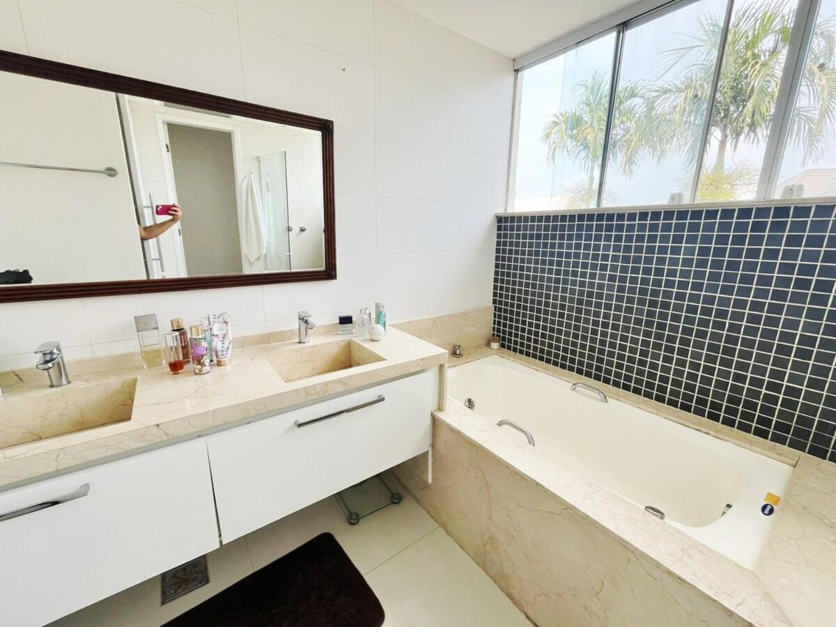 Ferienhaus Casa Luxo 5 Suites, 3 Min Riviera Del Sol *